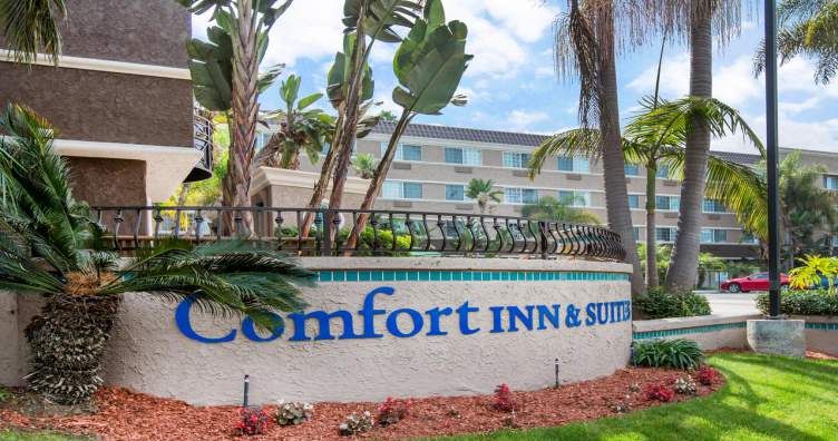 Comfort Inn & Suites Zoo / SeaWorld Area